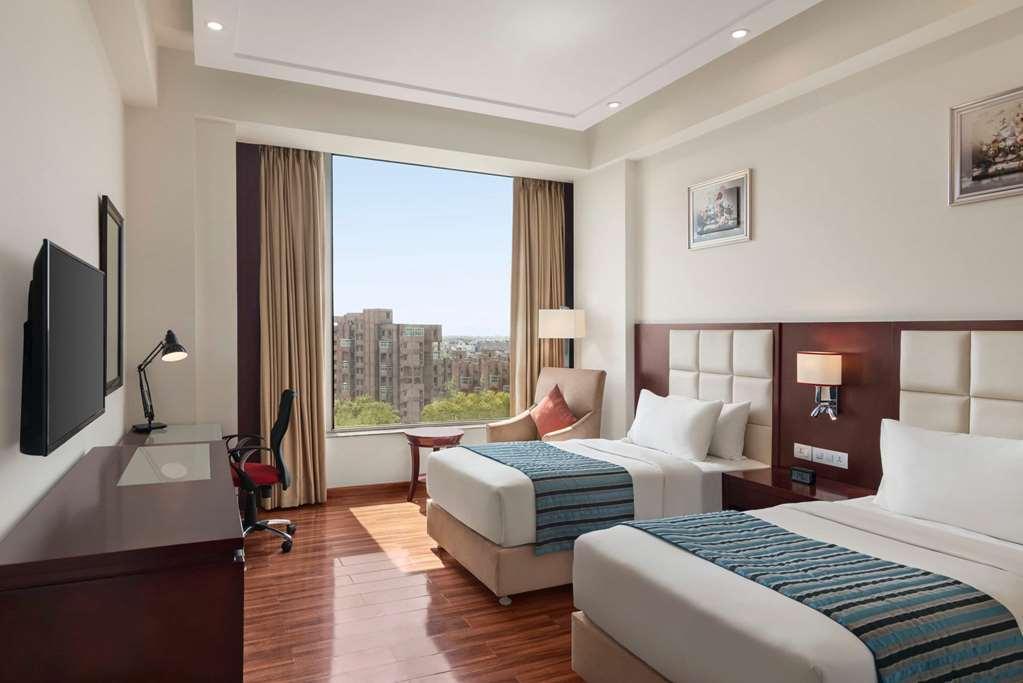 Ramada By Wyndham New Delhi Pitampura Hotel Quarto foto